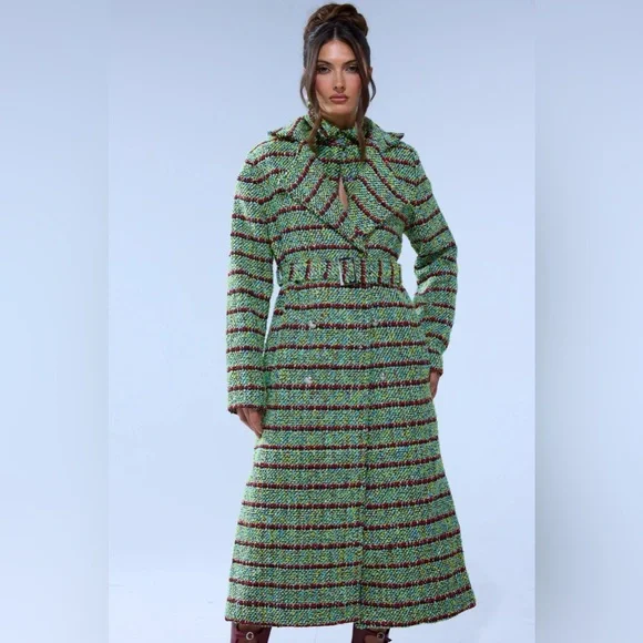 IT’S GIVING LUCK TWEED TRENCH - Picture 4 of 12